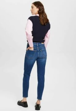 ESPRIT Mom - Slim Fit Jeans - Blue Medium Washed New 12 ESPRIT Mom - Slim Fit Jeans - Blue Medium Washed New -Esprit 02f7ad476a9b45c09cfcbe47727a6579