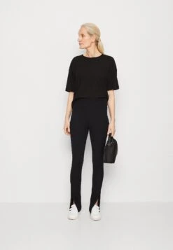Edc By Esprit Legging - Black 11 Edc By Esprit Legging - Black -Esprit 0cad6302c3df435ea253b1d4f88b878d