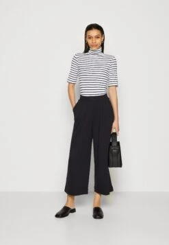 ESPRIT Solid - Broek - Black 9 ESPRIT Solid - Broek - Black -Esprit 10f02648c7ae4e85a7c430d8e1faf204