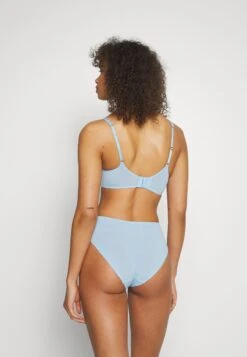 ESPRIT Jaquard Stripe K Par- Bikinitop - Pastel Blue -Esprit 11b227f7d3a141389389d5913ff1538e