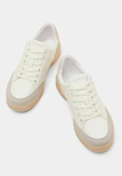 ESPRIT A22-04 Lu2 - Sneakers Laag - Off White -Esprit 25e8c7684480442f938afd3536892efb