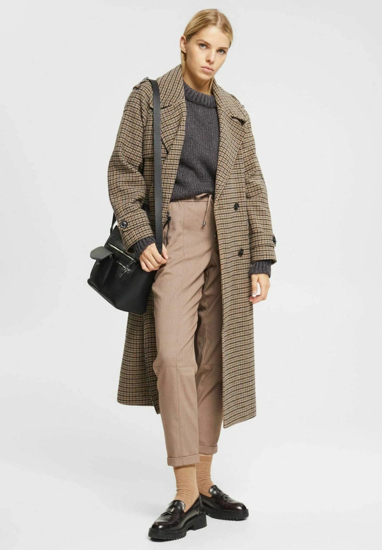 ESPRIT Woven - Trainingsbroek - Taupe 4 ESPRIT Woven - Trainingsbroek - Taupe - Afbeelding 2