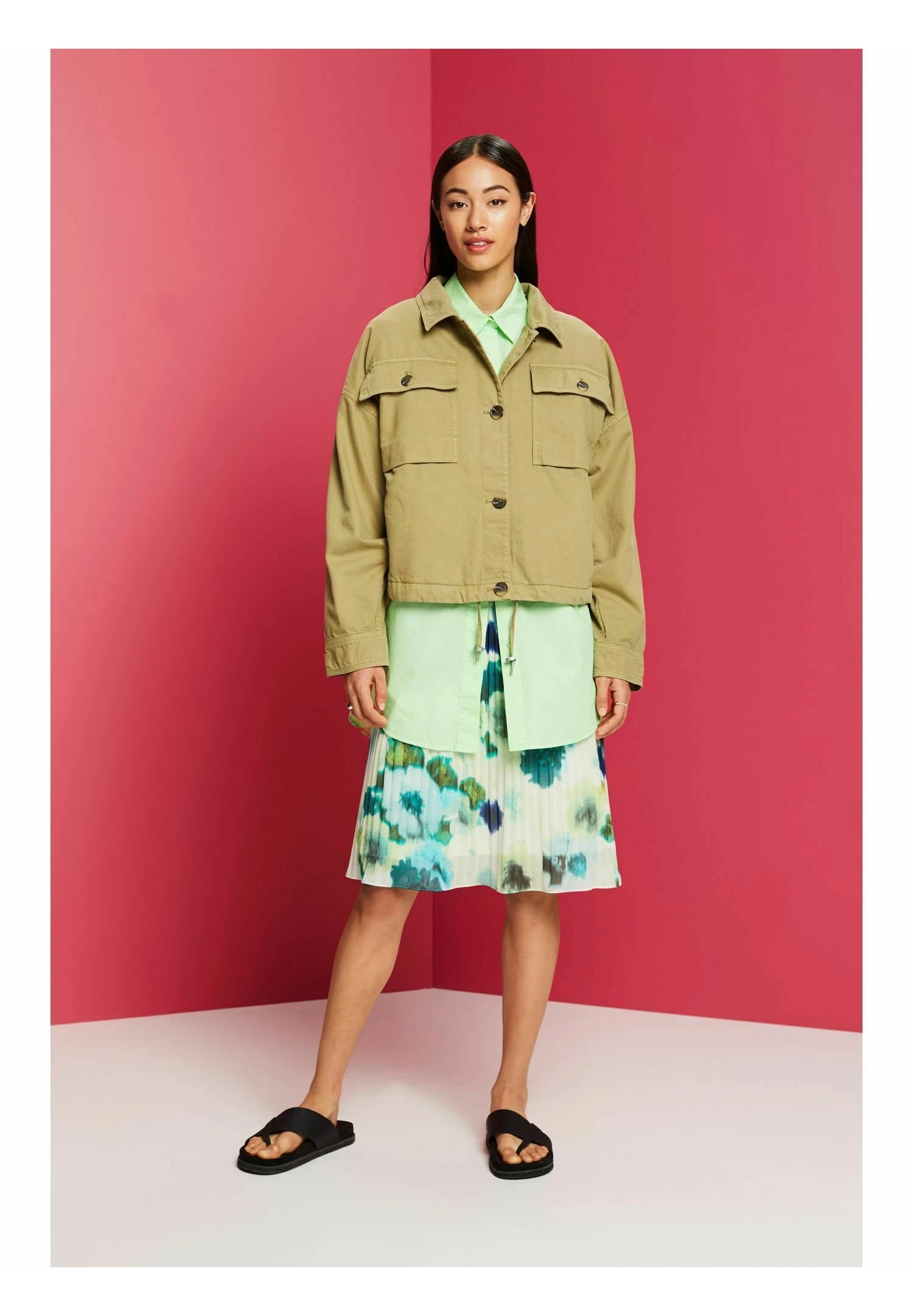 ESPRIT Indoor - Lichte Jas - Pistachio Green 9 ESPRIT Indoor - Lichte Jas - Pistachio Green - Afbeelding 7