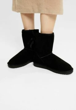 ESPRIT Snowboots- Black