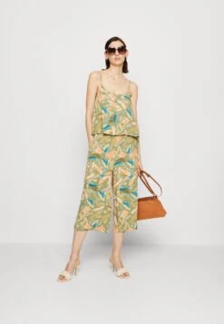 ESPRIT Jumpsuit - Light Khaki -Esprit 3c4e79ccf2864b57b881b2a04b204724