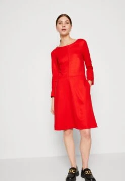 ESPRIT Punti Dress - Jerseyjurk - Red -Esprit 40decae39c214fd48a824e7efd16e72a