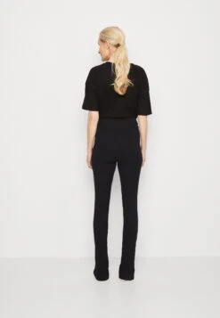 Edc By Esprit Legging - Black 10 Edc By Esprit Legging - Black -Esprit 46373c7a5e854ac3a94607e0086e1c3b