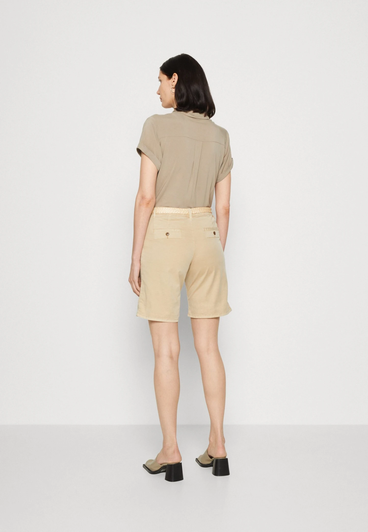 ESPRIT Chino - Shorts - Sand 5 ESPRIT Chino - Shorts - Sand - Afbeelding 3