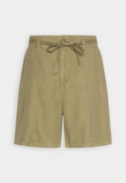 ESPRIT Shorts - Pistachio Green -Esprit 59964d3bb5894848aa20e97f3aeee56a
