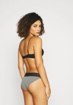 ESPRIT Casual Hipster Mini Brief 3 Pack - Slip - Black 11 ESPRIT Casual Hipster Mini Brief 3 Pack - Slip - Black -Esprit 6f20fb6ad94142e3b613e2f6ec63de34