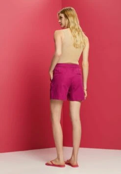 ESPRIT Shorts - Dark Pink 17 ESPRIT Shorts - Dark Pink -Esprit 7f2baf104ddc475bb984efe08f6fe296