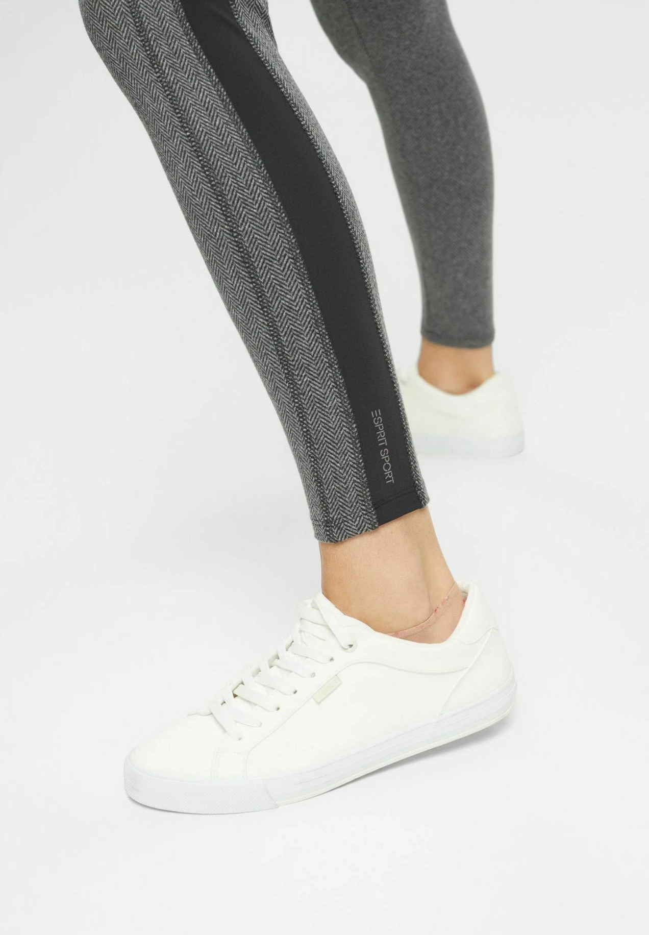 High-Rise Im Fischgrat Design - Legging - Black 6 High-Rise Im Fischgrat Design - Legging - Black - Afbeelding 4