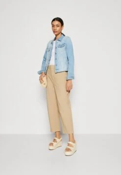 ESPRIT Indoor- Spijkerjas - Blue Bleached 9 ESPRIT Indoor- Spijkerjas - Blue Bleached -Esprit 92f631389f6145d4813d44018f379d9e