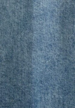 ESPRIT In Boxy - Spijkerjas - Blue Light Washed -Esprit 93bfcf8a7c954ac38754109e63b2a6a7
