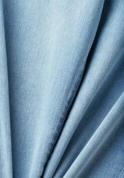 Edc By Esprit Low Rise - Straight Leg Jeans - Blue Light Washed -Esprit 94125916d3f24b5b938c072d447456d4