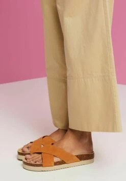 ESPRIT Mit Überkreuzten Riemen - Muiltjes - Caramel
