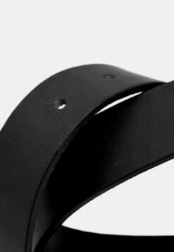 ESPRIT Mit Vintage-Schnalle, Aus Leder - Riem - Black -Esprit 953ae60d6729420e8eda6a5158676f32