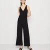 ESPRIT Jumpsuit - Black -Esprit a05da21632844e0db4fdeed154620811