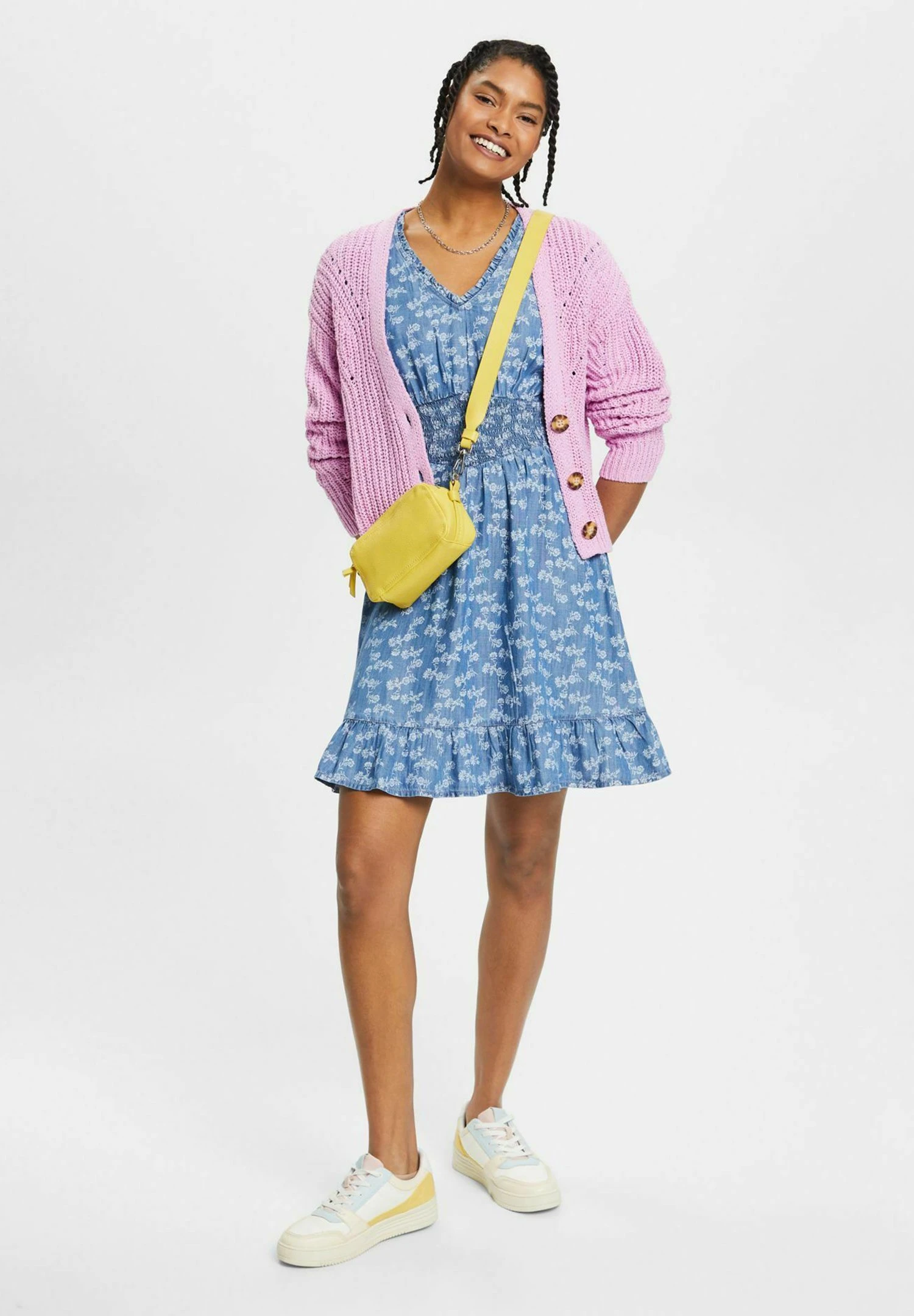 Edc By Esprit Mit Floralem Print - Spijkerjurk - Blue Medium Washed New 4 Edc By Esprit Mit Floralem Print - Spijkerjurk - Blue Medium Washed New - Afbeelding 2