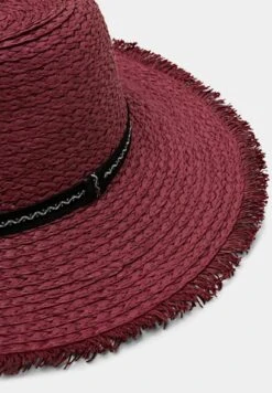 ESPRIT Hoed - Bordeaux Red -Esprit a6f0e17dd5a14b189d12eb6b84bd83cb