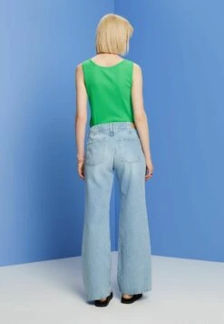 ESPRIT Flared Jeans - Blue Light Washed 16 ESPRIT Flared Jeans - Blue Light Washed -Esprit a783a8fc282c468db6a69179544dde08