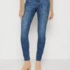 ESPRIT Sus Mr - Jeans Skinny Fit - Blue Medium Wash -Esprit a949d8c1f87a42568494f95e64a292a0