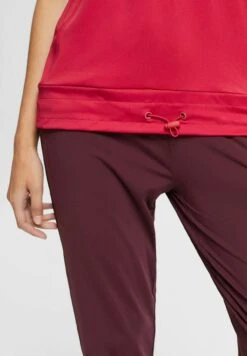 Mit Kordelzug Und E Dry - Sport T-Shirt - Cherry Red -Esprit ae9cbdb207ed40ba93cd36238eb5a52b