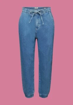 ESPRIT Jeans Tapered Fit - Blue Light Washed 23 ESPRIT Jeans Tapered Fit - Blue Light Washed -Esprit b0fe38b4159b4d3cacf783575f1792a7