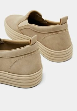 ESPRIT Sneakers Laag - Sand 16 ESPRIT Sneakers Laag - Sand -Esprit b9afd951ac764455bd3dd90288b82ceb