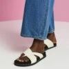 ESPRIT Mit Überkreuzten Riemen - Teensandalen - Light Beige -Esprit bf6fb8c938d54d3b810a7c021135424f