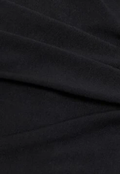 ESPRIT Valentine- Pyjama - Black -Esprit c0776bc8b60c40eabb1adb7effc2d2b7