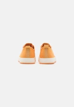 ESPRIT Sneakers Laag - Orange 11 ESPRIT Sneakers Laag - Orange -Esprit c1bc500ad48e43f487df37919e66093f