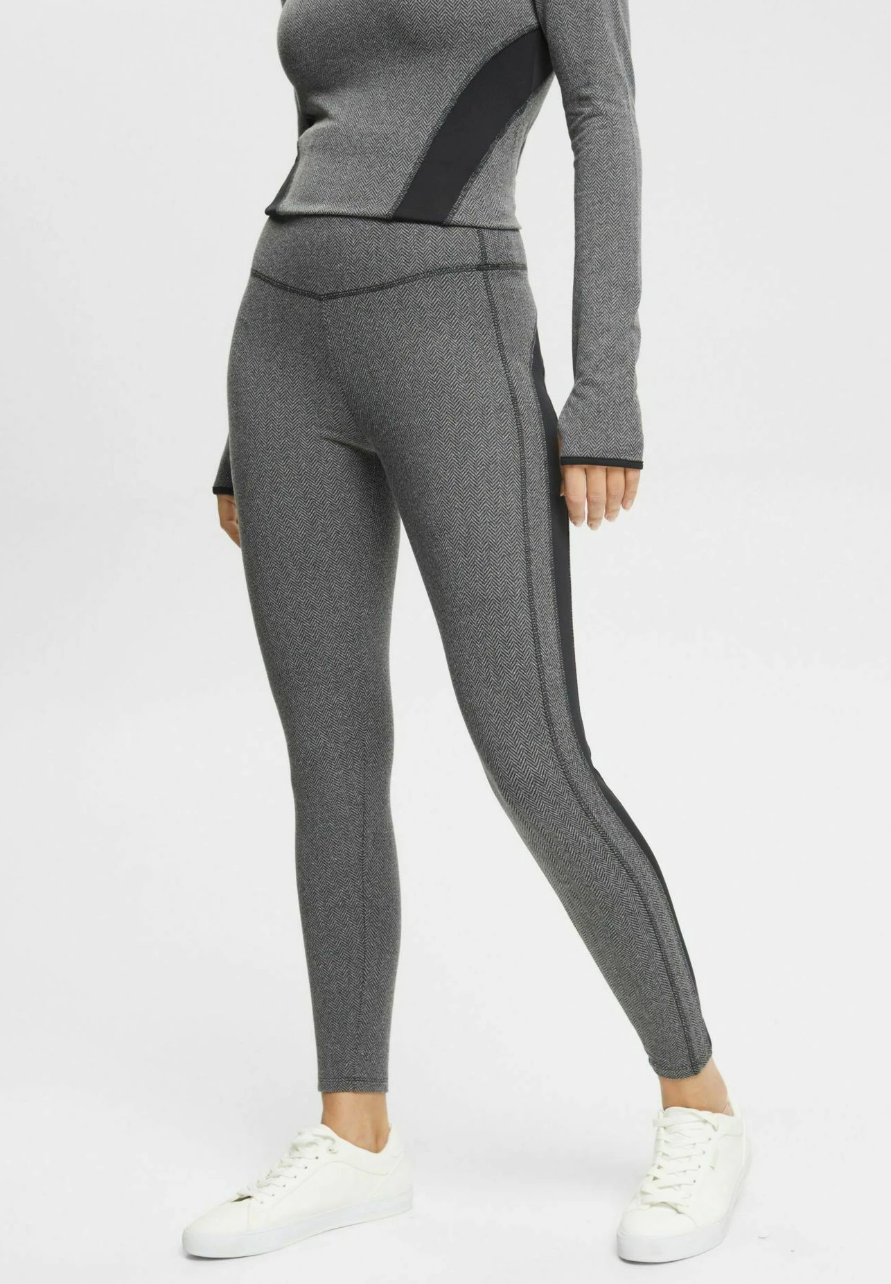 High-Rise Im Fischgrat Design - Legging - Black 3 High-Rise Im Fischgrat Design - Legging - Black