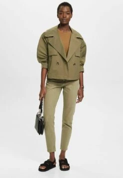 Esprit -Esprit d4a6c04df4874dd2962e80c6132fa020