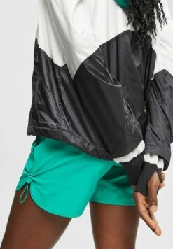 Outdoorjas - Green -Esprit d69be306ebed433586958875889f5522