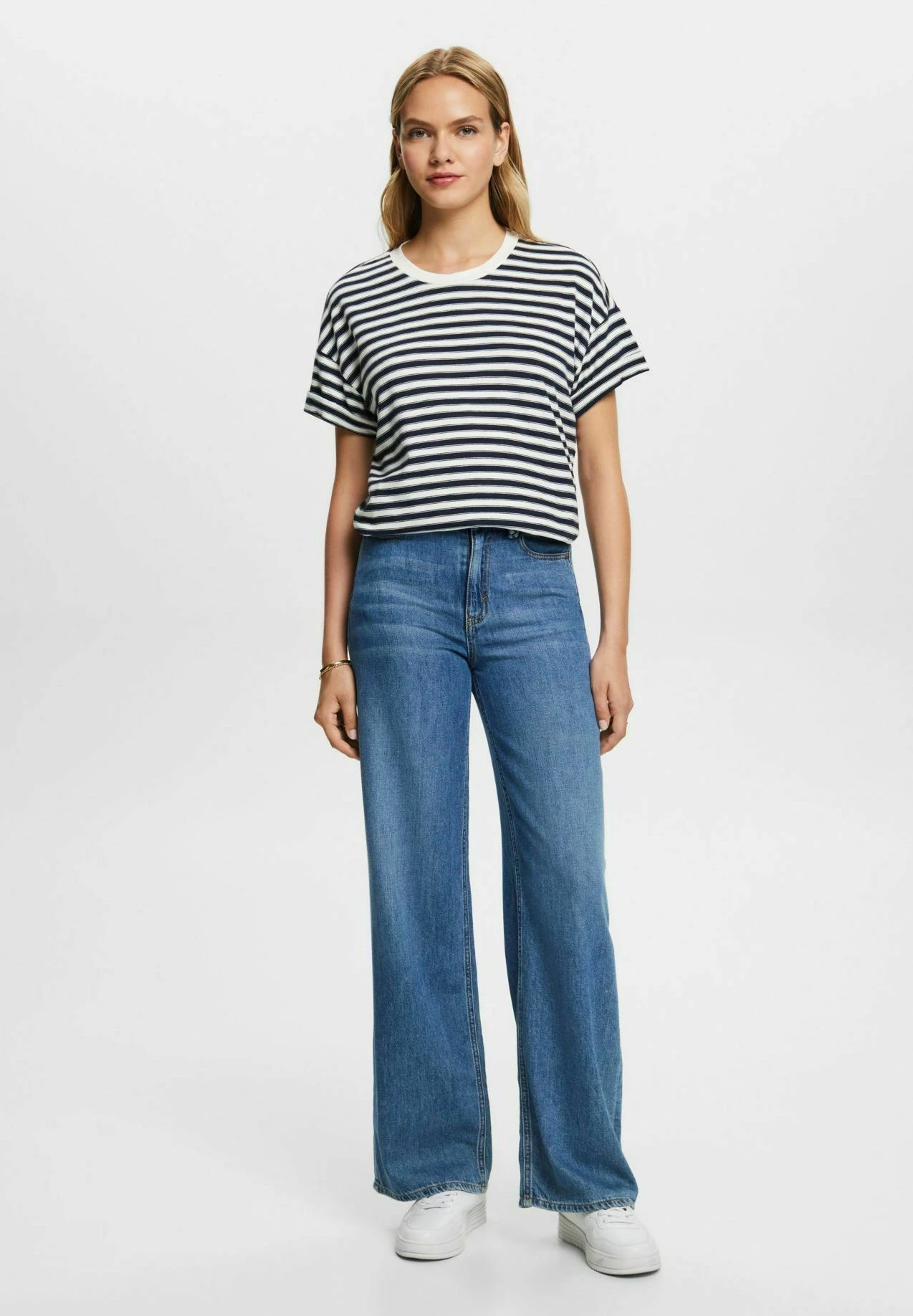 ESPRIT Short Sleeve - T-Shirt Print - Navy 4 ESPRIT Short Sleeve - T-Shirt Print - Navy - Afbeelding 2