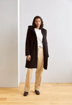 ESPRIT Mantel - Black -Esprit dfe9e91503334f3eae80d29ea4319aaa