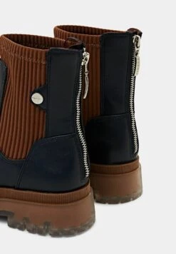 ESPRIT Enkellaarsjes Met Plateauzool - Navy 11 ESPRIT Enkellaarsjes Met Plateauzool - Navy -Esprit e135f9c29db5405598b73e788cdfd6f5