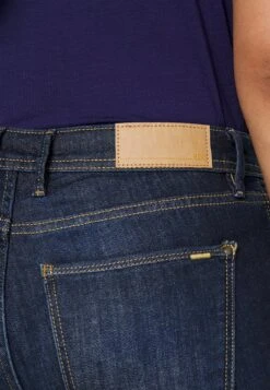 Edc By Esprit Low Rise - Straight Leg Jeans - Blue Dark Wash -Esprit efc748ad4a6546059a02a55d4ebe54b4