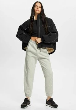 ESPRIT Kurze - Winterjas - Black -Esprit f007afcc44ab4a65a1b1ab16d95753ad