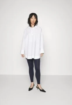 Esprit -Esprit f5b873a544c7471c96c4da41d95c16c9