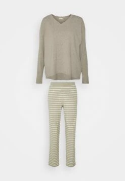 ESPRIT Y D Sus Mel Long Leg Long Sleeve - Pyjama - Light Khaki -Esprit fc2970634e7f43cbbcd0ee3e70ae8d01
